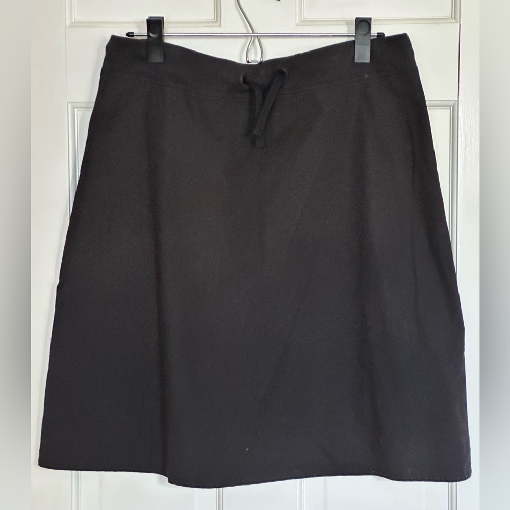 New York & Company Elegant Black A-Line Skirt - size S